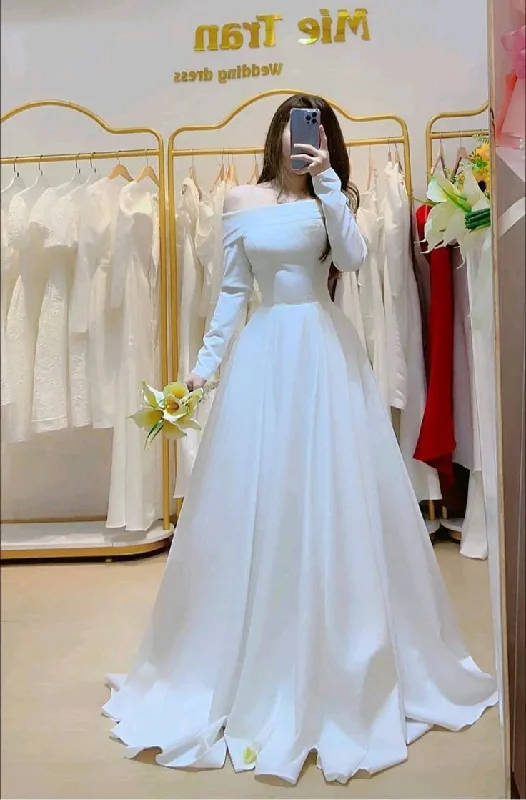 Women's Casual Apparel For Weekends White Off Shoulder Evening Dresses Long Prom Party Gown     S6903