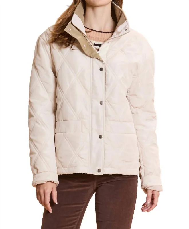 Women's Casual Apparel For Weekends Oslo Quilted Car Coat In Beige