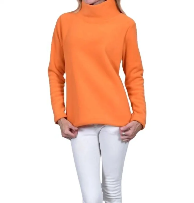 Women's Clothes Acadia Fleece Top In Mandarin